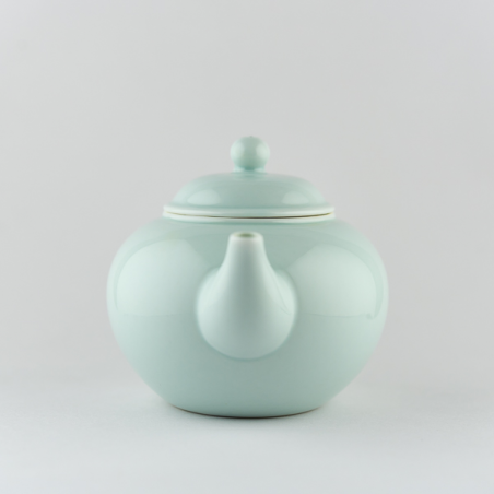 Light celadon tea pot volume 12cl